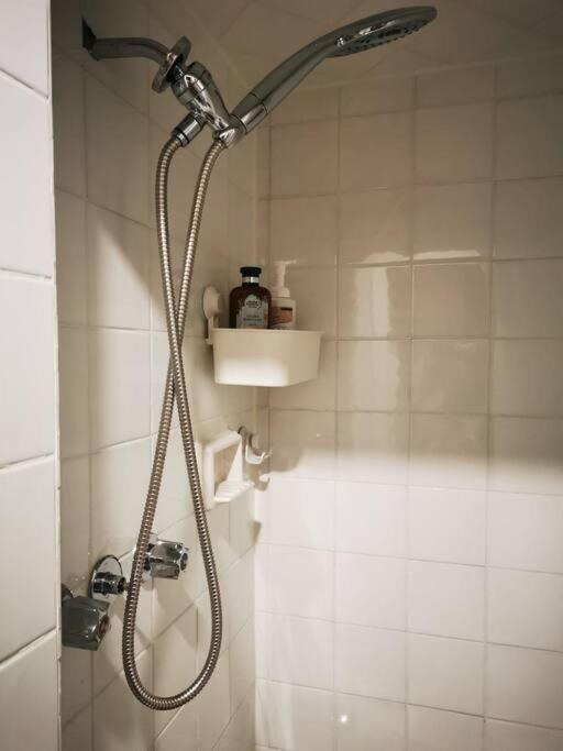 *Cozy, Newly Renovated, Fully Equipped* Apartamento Hamilton Exterior foto